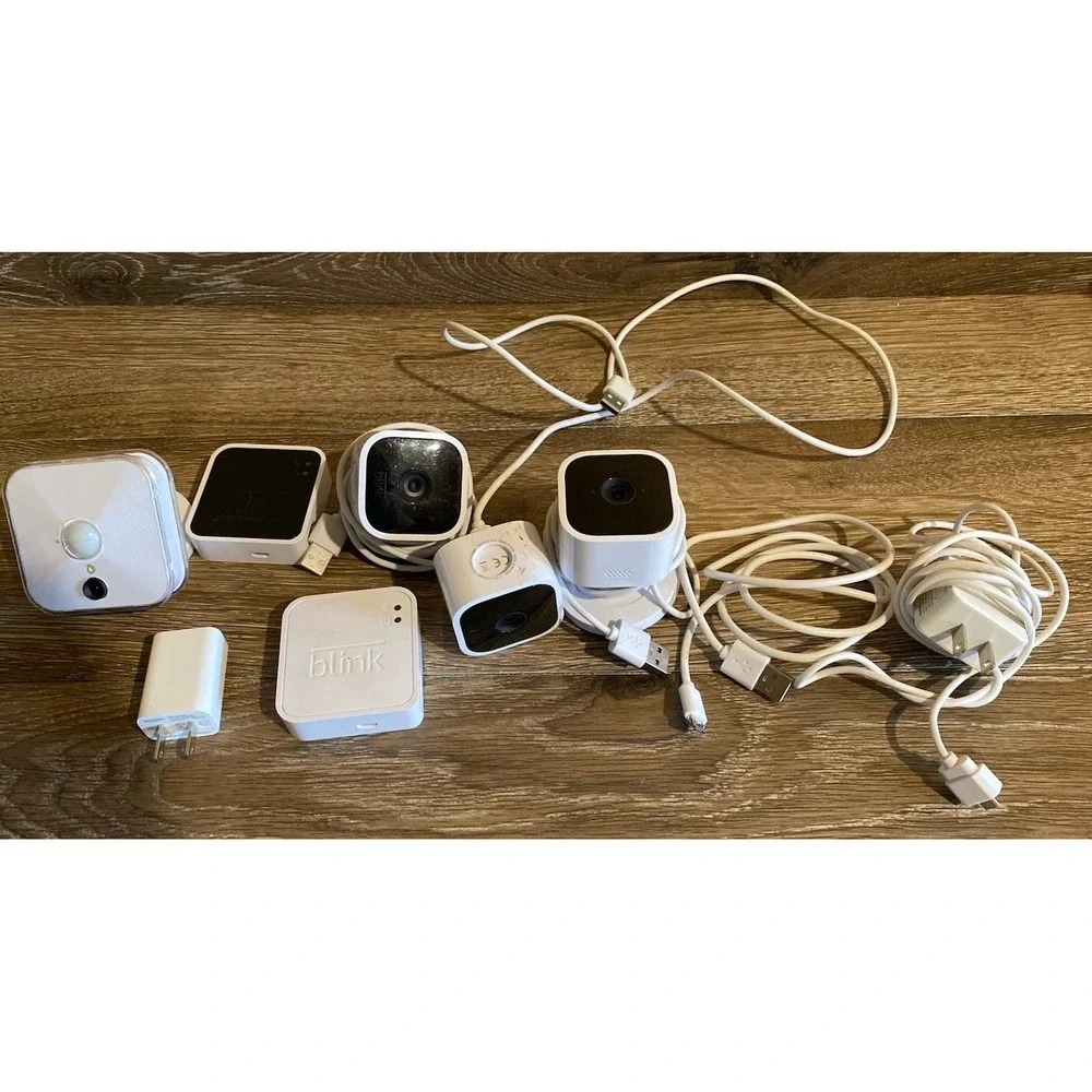 4 Blink Mini Plug-in Smart Security Surveillance Camera BCM00300U